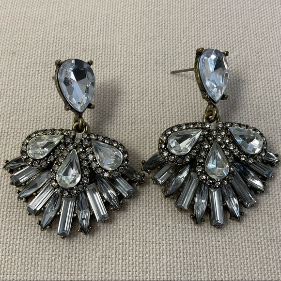 Vintage Rhinestone Chandelier Fan Earrings - Picture 2 of 4
